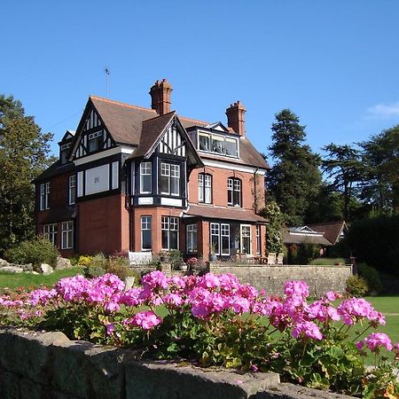 Woodlands Bed & Breakfast Barnt Green 외부 사진